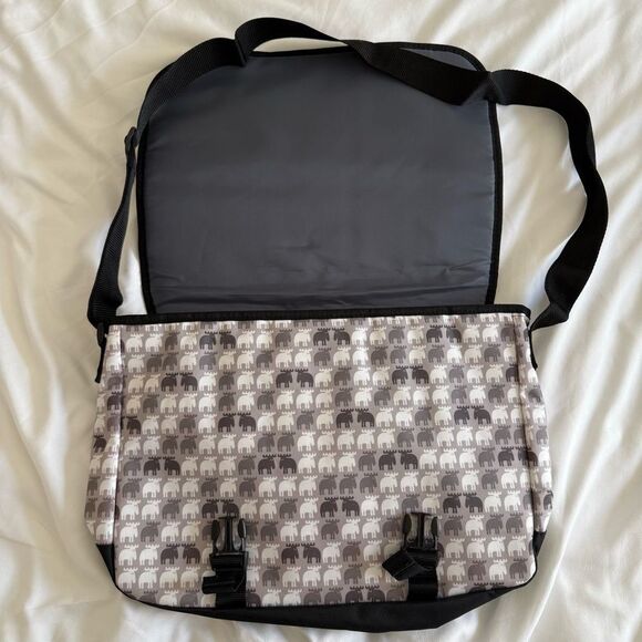 Messenger Bag - Picture 2 of 8